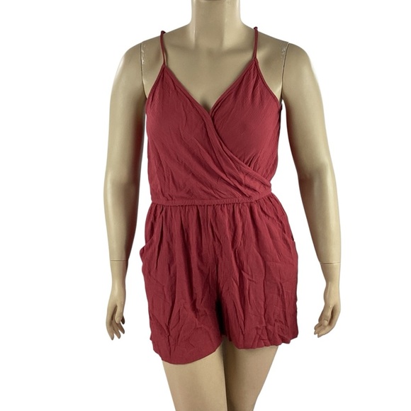 Market & Spruce Liliana Surplice Romper Size L Red - Picture 1 of 7